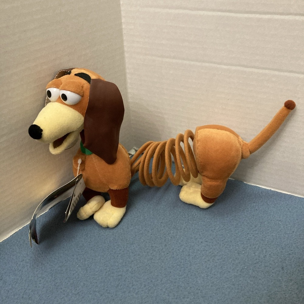 NWT The Disney Store Slinky Pets Disney Pixar Toy Story 2 Slinky Dog Plush *READ